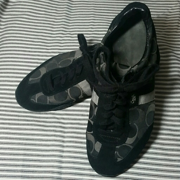 Coach black signature "Kinsley" shoes  SZ 8.5 M - Picture 1 of 6
